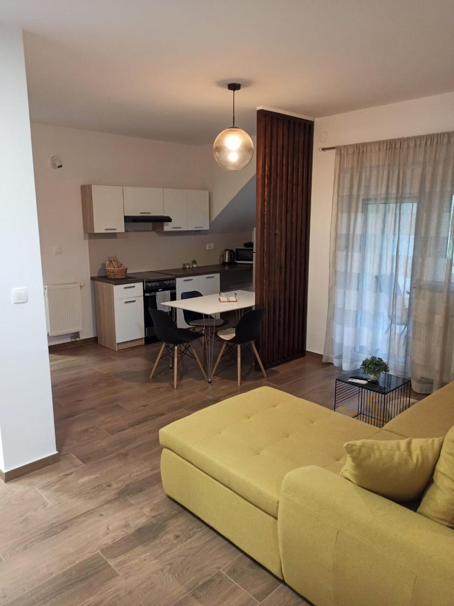 Apartmani Leptir Rakovica Eksteriør bilde