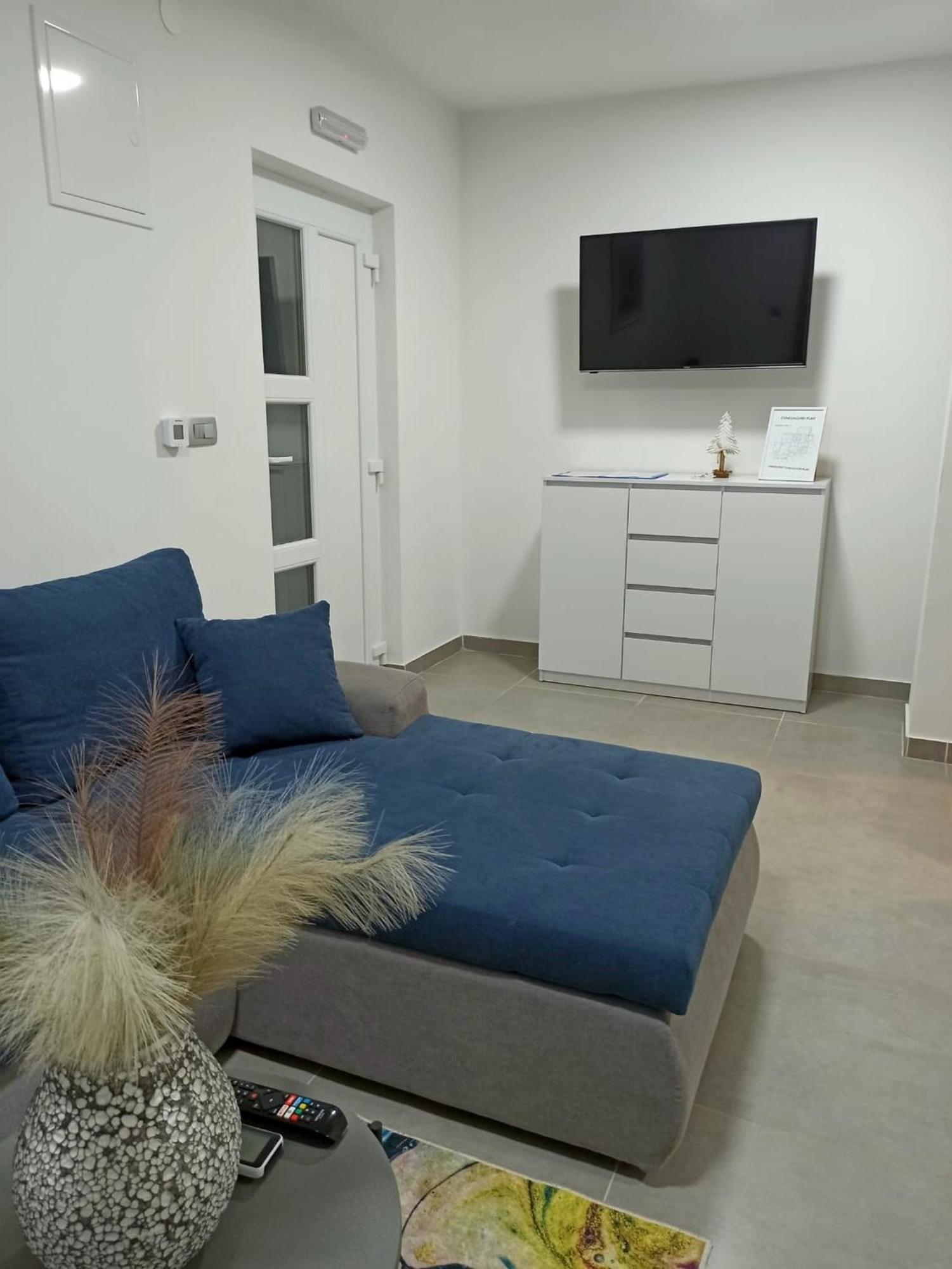 Apartmani Leptir Rakovica Eksteriør bilde