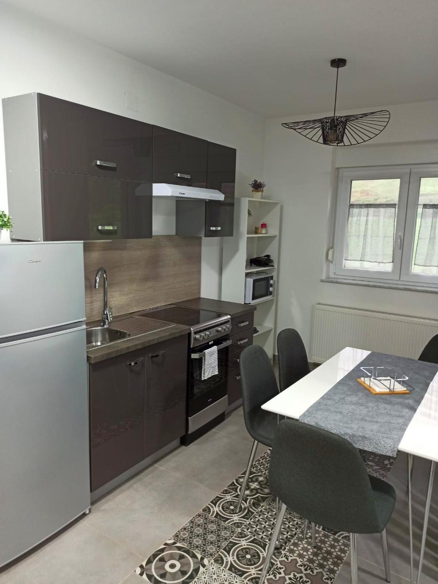 Apartmani Leptir Rakovica Eksteriør bilde
